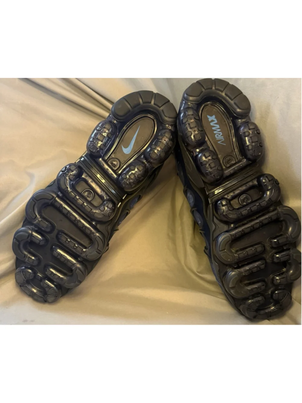 Nike product pair